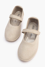 Load image into Gallery viewer, ARCOPEDICO Estrela Seashell Ivory Ladies Mary Jane