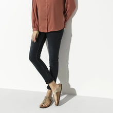 Load image into Gallery viewer, BIRKENSTOCK Gizeh BF Gold Ladies Thong