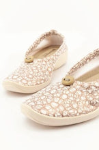Load image into Gallery viewer, ARCOPEDICO L14 Liho White Ladies Slip On Shoe