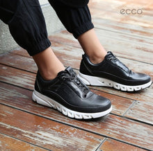 Load image into Gallery viewer, ECCO Multi Vent Low GTX Black Ladies Leather Gore-tex Sneakers