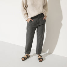 Load image into Gallery viewer, BIRKENSTOCK Franca Black Oiled Leather Sandal