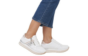 REMONTE by Rieker Jorja White Ladies Leather Zip Sneaker (D1318)