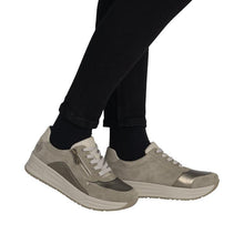 Load image into Gallery viewer, RIEKER Danielle N8114 Taupe/Bronze Ladies Leather Zip Sneaker

