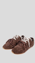 Load image into Gallery viewer, GOODSOLE Balance 3001 Expresso Suede
