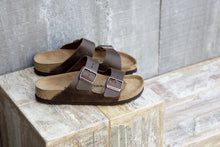 Load image into Gallery viewer, BIRKENSTOCK Arizona Habana Oiled Leather Slides
