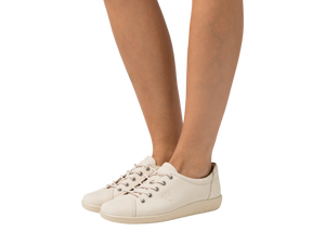 ECCO Soft 2.0 Limestone Ladies Nubuck Sneaker