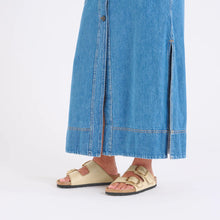 Load image into Gallery viewer, BIRKENSTOCK Arizona Big Buckle Raffia Natural Textile Sandal
