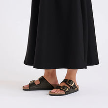 Load image into Gallery viewer, BIRKENSTOCK Arizona Big Buckle Raffia Black Textile Sandal
