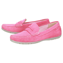 Load image into Gallery viewer, SIOUX Carmona 700 Deep Rose Suede Moccasin
