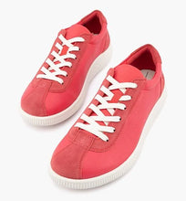 Load image into Gallery viewer, ECCO Zero Teaberry Ladies Leather Sneaker
