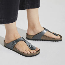 Load image into Gallery viewer, BIRKENSTOCK Gizeh Black Metallic BF Thong
