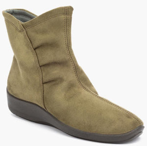 Arcopedico L19 ankle boot Olive